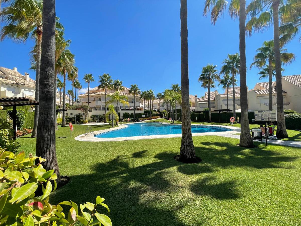 El Arenal Townhouse By The Beach With Swimming Pool - Eaw Homes Марбелья Экстерьер фото