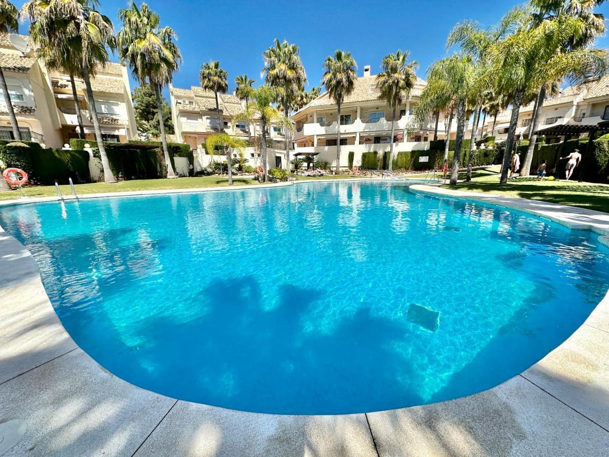 El Arenal Townhouse By The Beach With Swimming Pool - Eaw Homes Марбелья Экстерьер фото