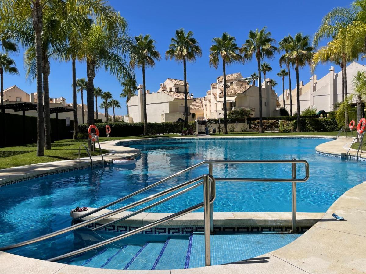 El Arenal Townhouse By The Beach With Swimming Pool - Eaw Homes Марбелья Экстерьер фото