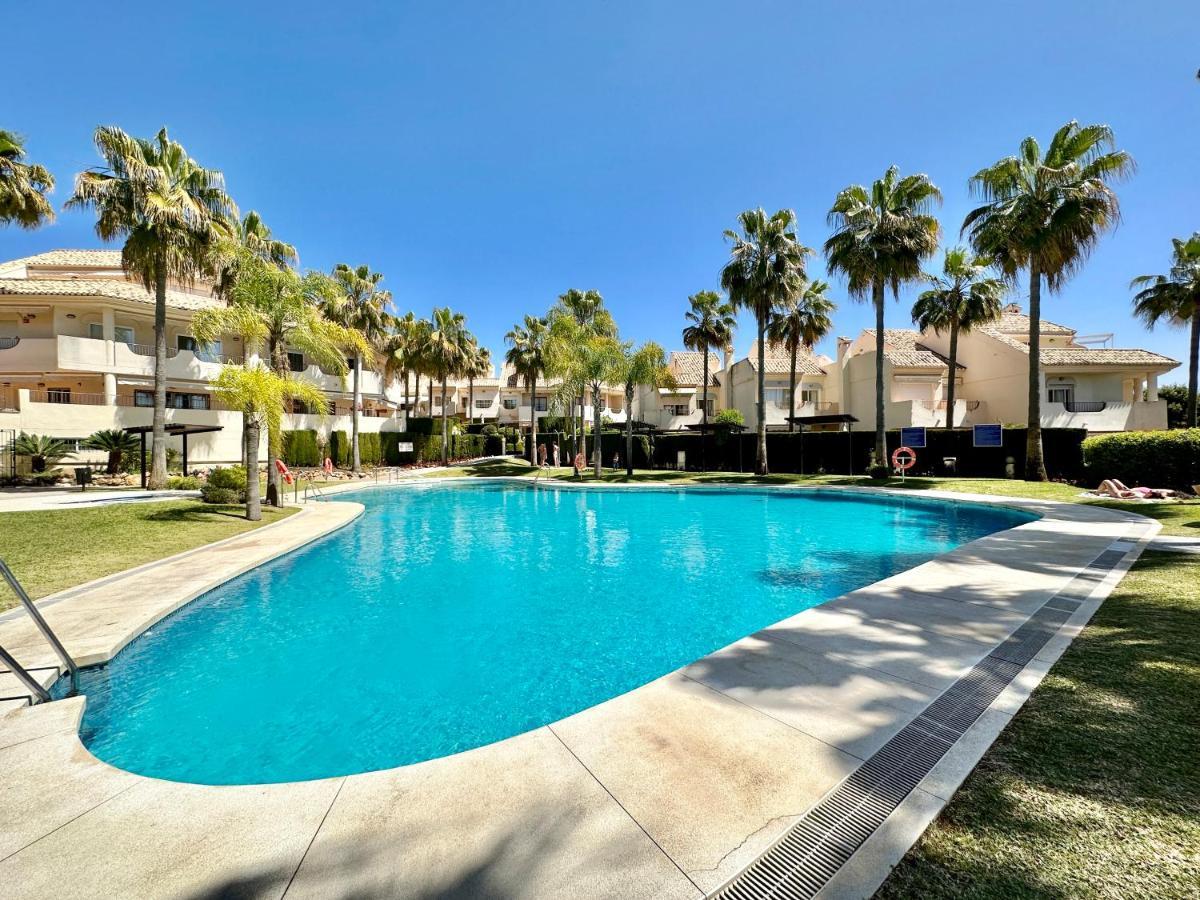 El Arenal Townhouse By The Beach With Swimming Pool - Eaw Homes Марбелья Экстерьер фото